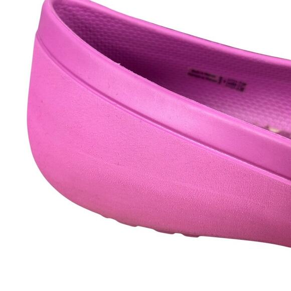Crocs Mammoth Bow Flat Pink Slip On Shoes Waterproof Rubber Round Toe Womens 9 - Picture 3 of 16